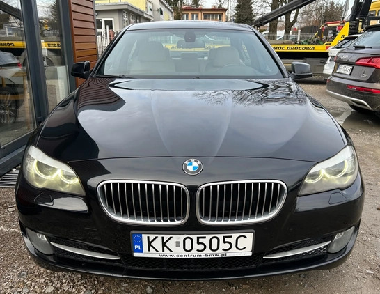 BMW Seria 5 cena 46900 przebieg: 301800, rok produkcji 2010 z Szklarska Poręba małe 92